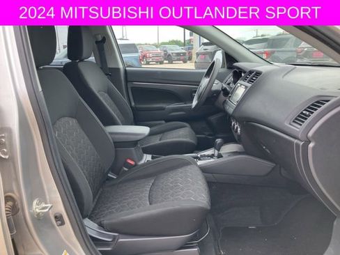 Used 2024 Mitsubishi Outlander Sport AWD image 11