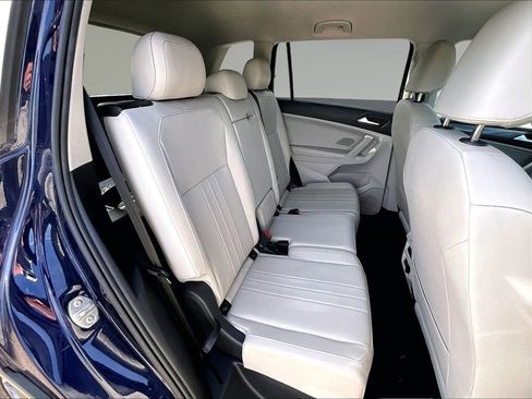 Used 2023 Volkswagen Tiguan SE FWD image 24