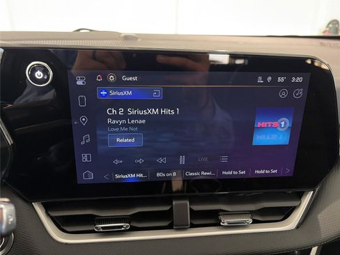 New 2026 Chevrolet Equinox LT w/ Convenience Package II FWD image 18