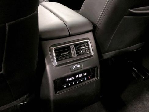Used 2024 MAZDA CX-90 Plug-In Hybrid w/ Preferred AWD/4WD image 34
