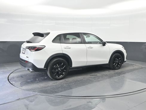 Used 2023 Honda HR-V Sport image 15