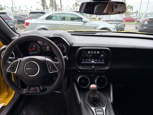 Used 2018 Chevrolet Camaro SS image 14