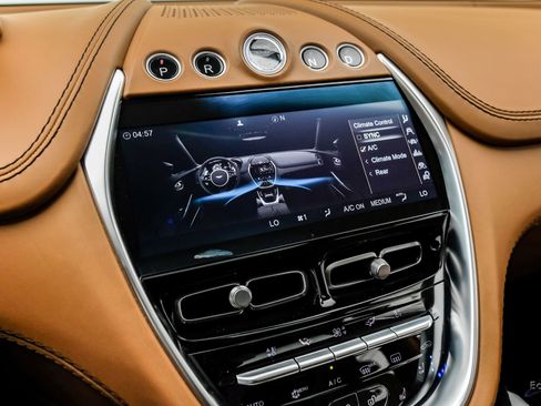 Used 2023 Aston Martin DBX 707 image 78