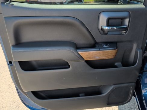 Used 2015 Chevrolet Silverado 1500 LTZ AWD/4WD image 30