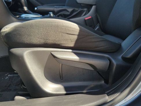 Used 2015 MAZDA MAZDA3 i Sport FWD image 15