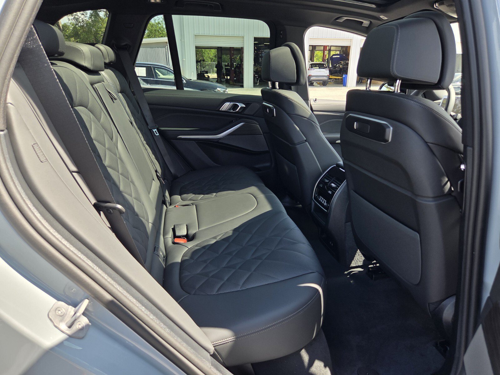 New 2026 BMW X5 xDrive40i w/ M Sport Package AWD/4WD image 16