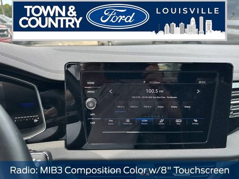 Used 2025 Volkswagen Jetta Sport FWD image 3