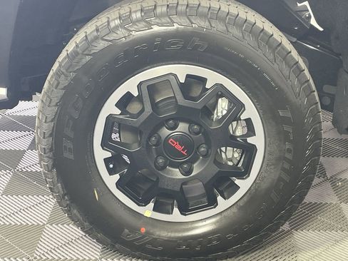 New 2026 Toyota Tacoma TRD Off-Road AWD/4WD image 9