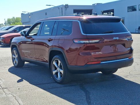 Used 2021 Jeep Grand Cherokee L Limited AWD/4WD image 4