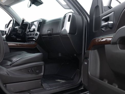 Used 2018 GMC Sierra 1500 SLT AWD/4WD image 35