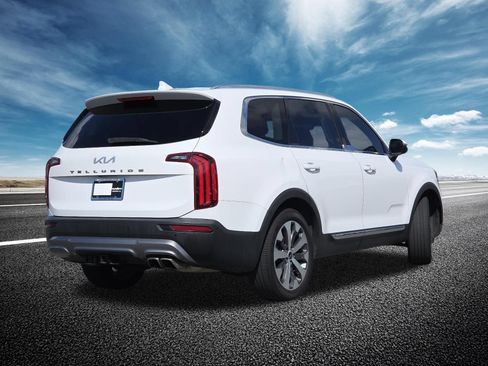 Used 2022 Kia Telluride EX w/ EX Premium Package FWD image 19