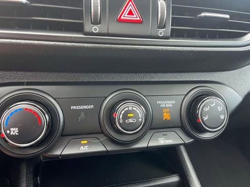 Used 2022 Kia Forte LXS image 23