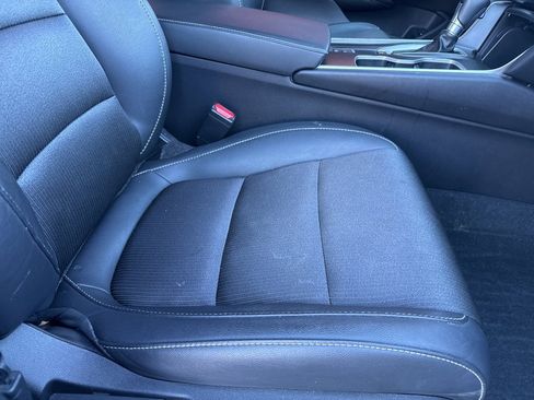 Used 2019 Honda Accord Sport image 59