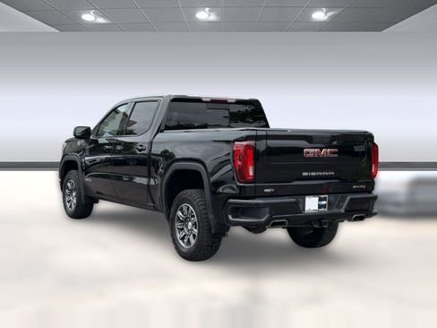 Used 2021 GMC Sierra 1500 AT4 w/ AT4 Value Package AWD/4WD image 3
