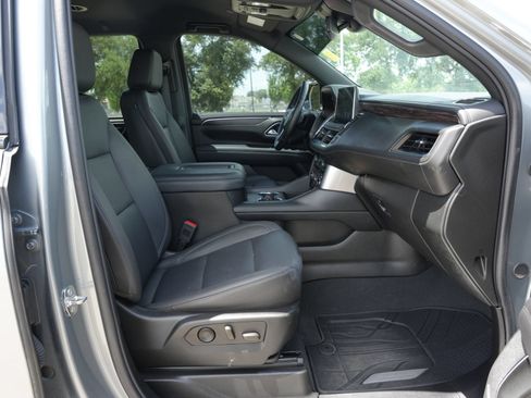 Used 2024 Chevrolet Tahoe Z71 AWD/4WD image 25
