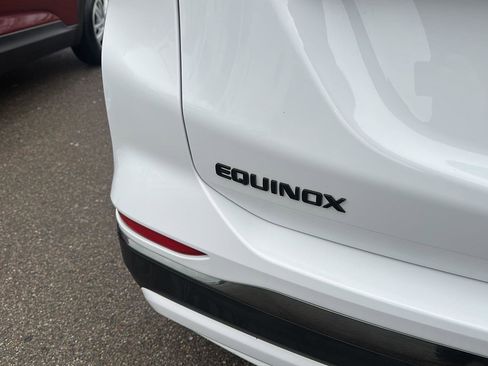 Certified 2022 Chevrolet Equinox RS image 6