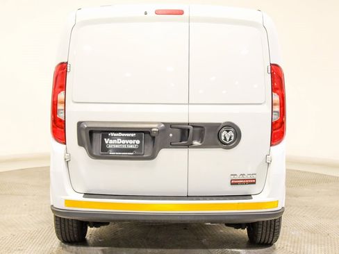 Used 2022 RAM ProMaster City Tradesman image 11