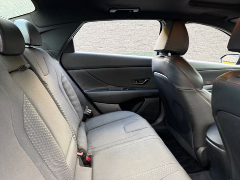 Used 2022 Hyundai Elantra N Line image 17