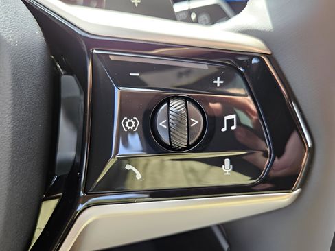 New 2025 BMW X3 xDrive30i w/ Convenience Package image 17