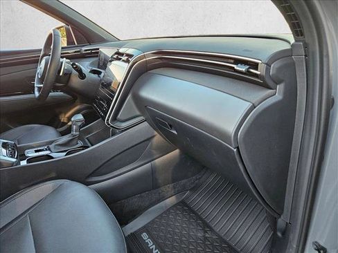 Certified 2024 Hyundai Santa Cruz Limited image 22