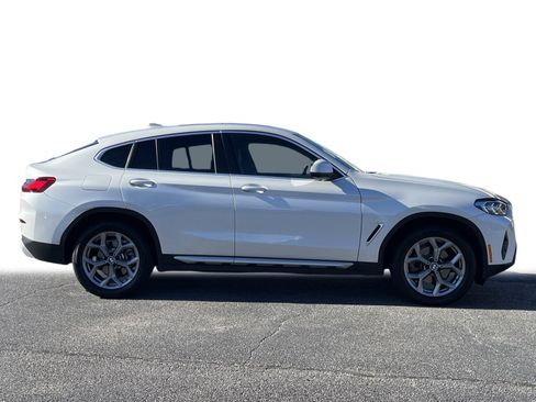 Used 2025 BMW X4 xDrive30i image 28