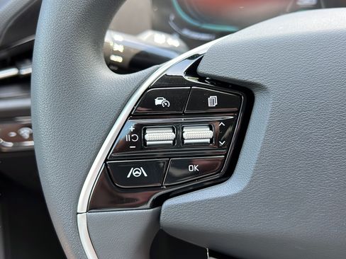 New 2026 Kia Niro LX FWD image 22