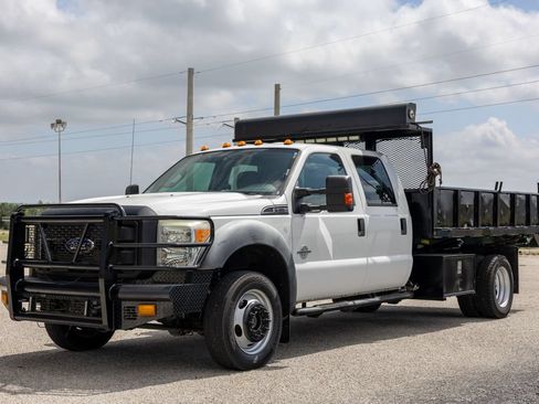 Used 2011 Ford F550 4x4 Crew Cab Super Duty w/ Payload Upgrade Pkg image 3