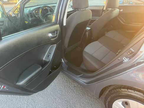 Used 2015 Kia Forte LX w/ Popular Package image 21
