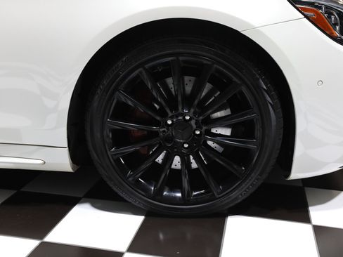 Used 2019 Mercedes-Benz S 560 4MATIC Sedan image 32