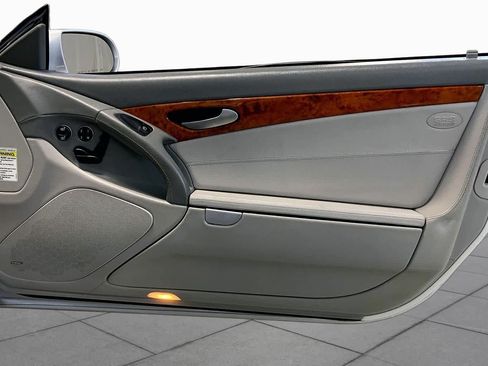 Used 2004 Mercedes-Benz SL 500 image 22