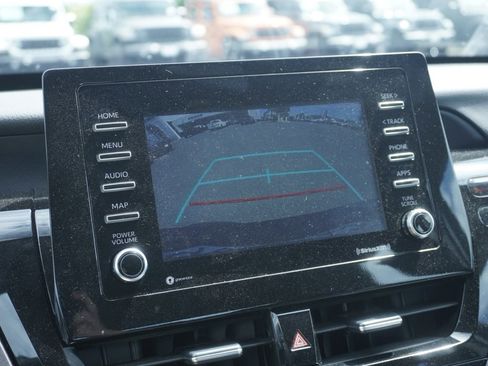 Used 2023 Toyota Camry SE image 15