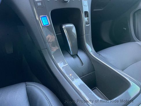 Used 2013 Chevrolet Volt Premium w/ Premium Trim Package FWD image 25