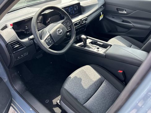 New 2026 Nissan Sentra SV w/ SV Convenience Package FWD image 14