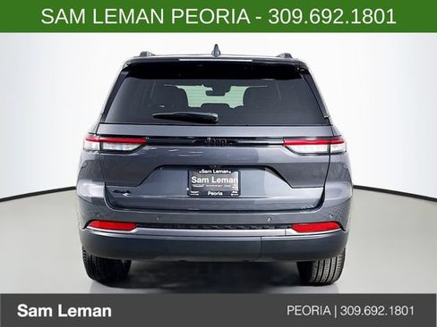 New 2026 Jeep Grand Cherokee Limited w/ Limited Altitude Package AWD/4WD image 6
