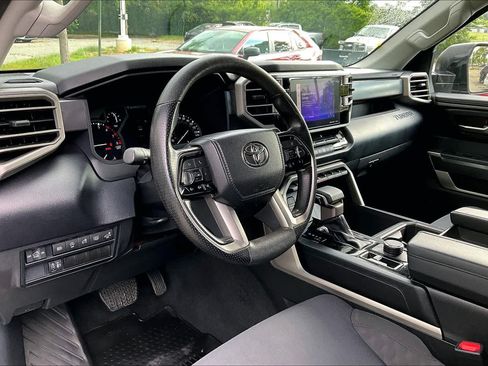 Used 2023 Toyota Tundra SR5 w/ SR5 Convenience Package AWD/4WD image 21