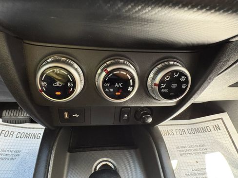 Used 2025 Mitsubishi Outlander Sport AWD image 40