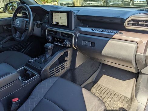 Used 2025 Toyota Tacoma SR5 image 13