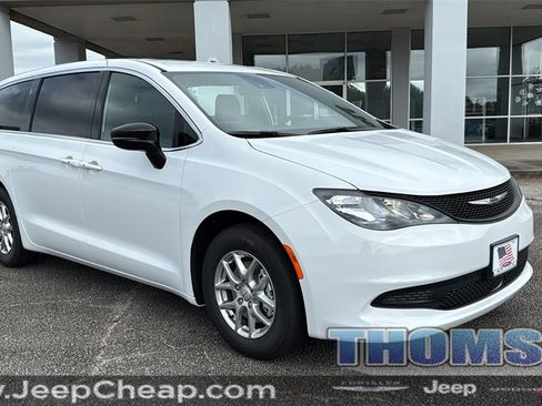 New 2026 Chrysler Voyager LX image 1