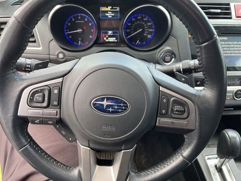 Used 2015 Subaru Outback 3.6R Limited image 5