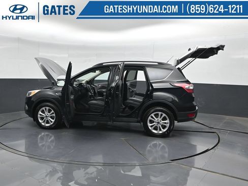 Used 2018 Ford Escape SE AWD/4WD image 53