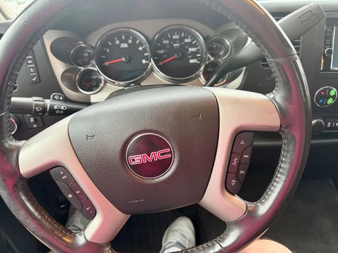 Used 2012 GMC Sierra 2500 SLE w/ SLE Preferred Package image 10