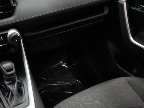 Used 2024 Toyota RAV4 XLE image 26