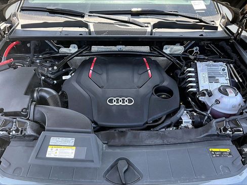 Used 2025 Audi SQ5 Premium Plus AWD/4WD image 22
