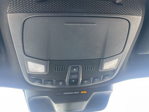 Used 2023 Ford Expedition Limited image 23