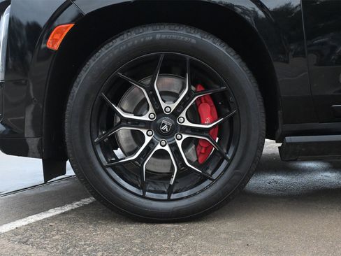 Certified 2023 Cadillac Escalade ESV Sport Platinum image 29