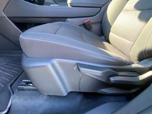 Used 2024 Chevrolet Traverse LS image 10