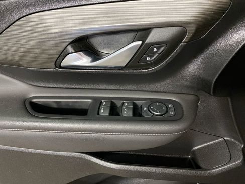 Certified 2023 GMC Terrain SLE FWD image 13