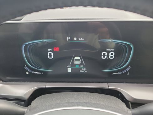 Certified 2025 Kia Telluride S image 26