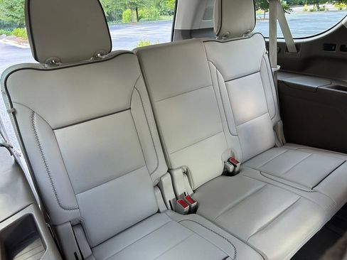 Used 2021 GMC Yukon XL Denali w/ Denali Premium Package AWD/4WD image 51