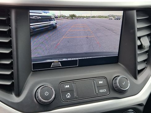 Certified 2023 GMC Acadia SLE FWD image 20